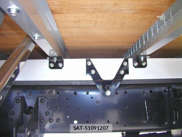 Mitsubishi FIGHTER 2026-04 8158417-7