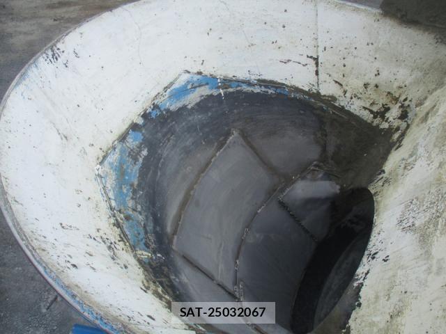 Mitsubishi FIGHTER 2017-10 8158424-21