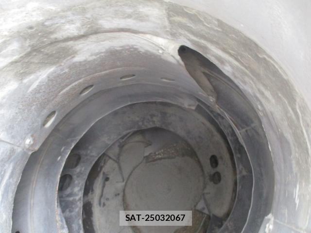 Mitsubishi FIGHTER 2017-10 8158424-24