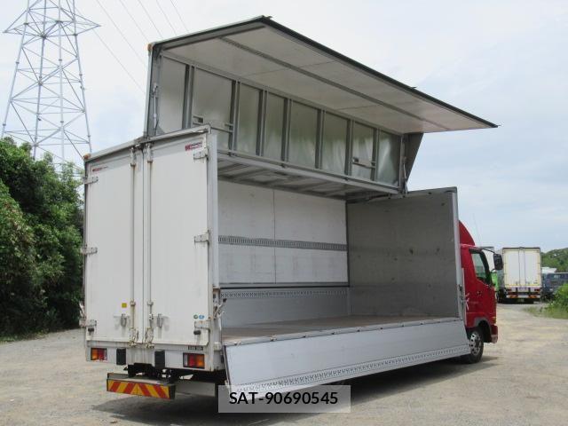 Mitsubishi FIGHTER 2021-04 8158432-6