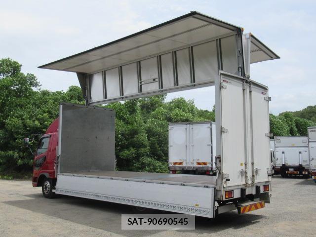 Mitsubishi FIGHTER 2021-04 8158432-8