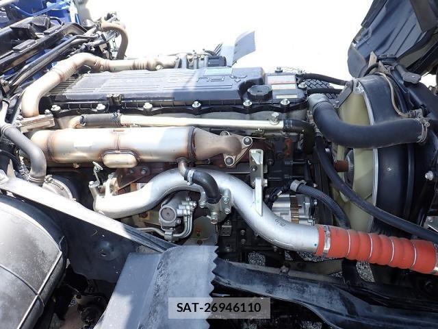Mitsubishi FIGHTER 2017-08 8158421-23
