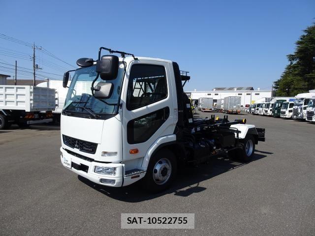 Mitsubishi FIGHTER 2026-03 8158420-0