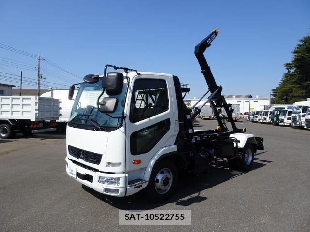Mitsubishi FIGHTER 2026-03 8158420-4