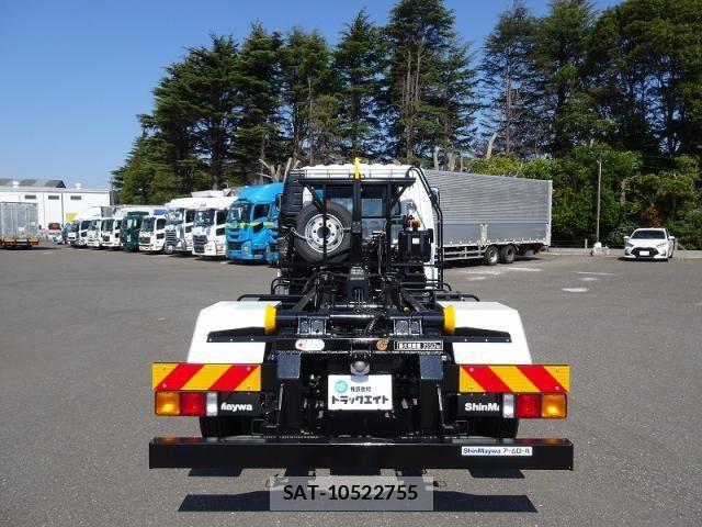 Mitsubishi FIGHTER 2026-03 8158420-7