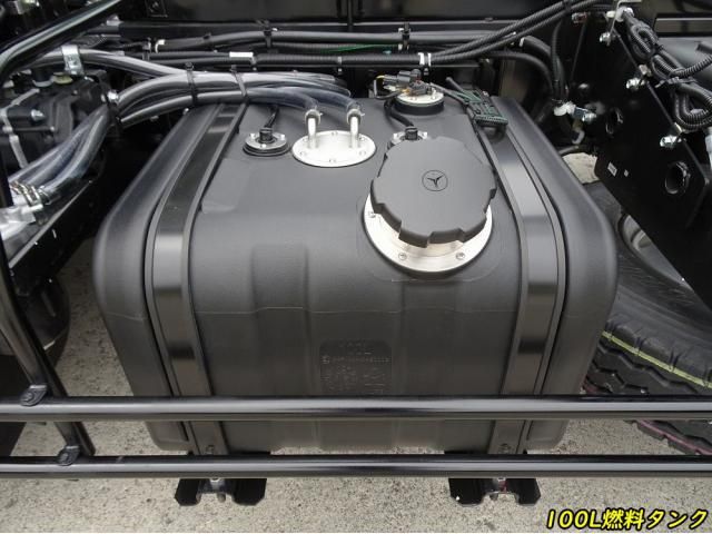 Mitsubishi FIGHTER 2026-03 8186371-27