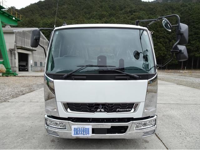 Mitsubishi FIGHTER 2026-03 8186369-5
