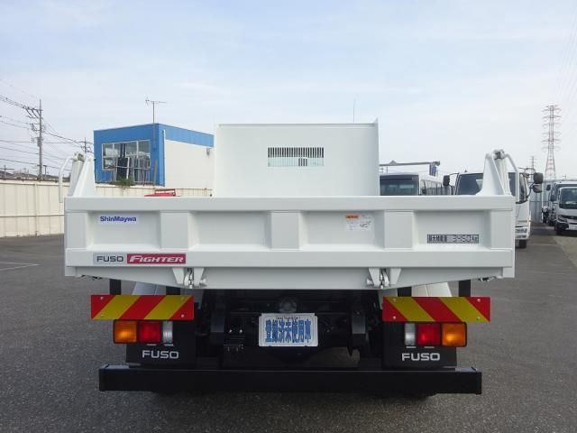 Mitsubishi FIGHTER 2026-03 8186370-5