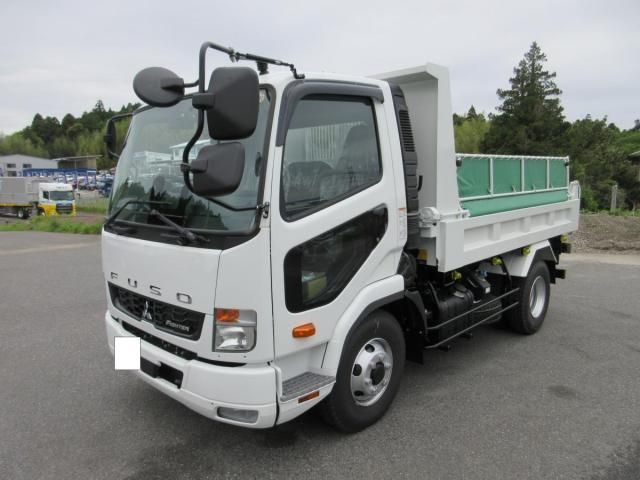 Mitsubishi FIGHTER 2026-04 8186372-2
