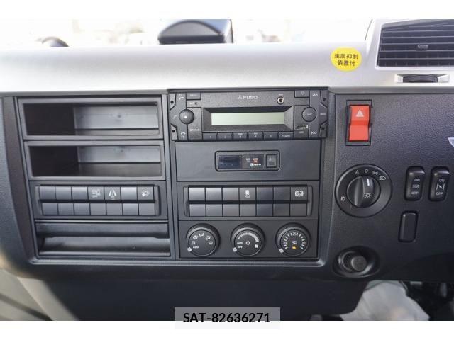 Mitsubishi FIGHTER 2024-06 8229958-25