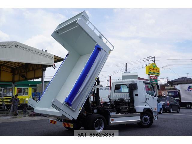 Mitsubishi FIGHTER 2024-07 8229940-27