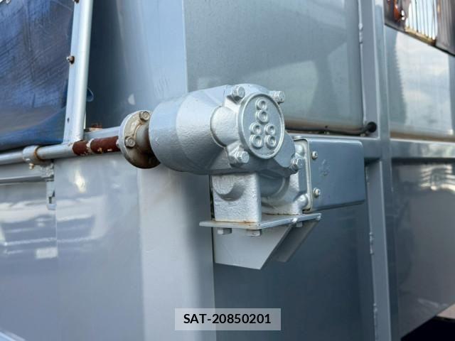 Mitsubishi FIGHTER 2014-10 8229974-22