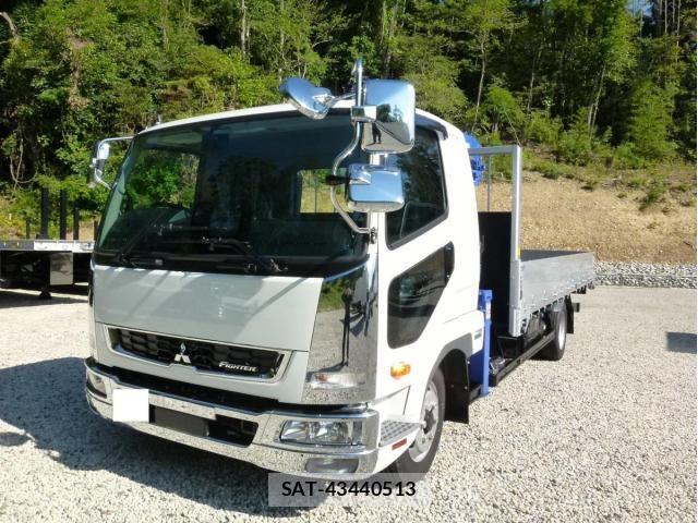 Mitsubishi FIGHTER 2026-04 8229961-0
