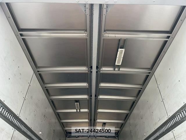 Mitsubishi FIGHTER 2014-07 8229982-12
