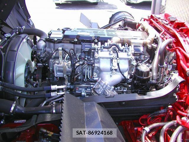 Mitsubishi FIGHTER 2026-04 8229938-19