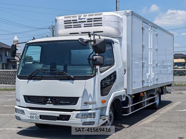 Mitsubishi FIGHTER 2026-01 8229947-0