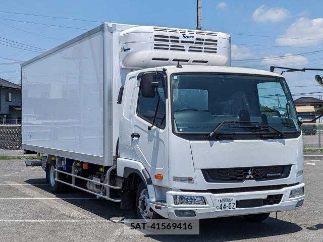 Mitsubishi FIGHTER 2026-01 8229947-1