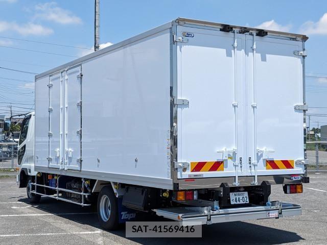 Mitsubishi FIGHTER 2026-01 8229947-2