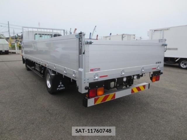 Mitsubishi FIGHTER 2026-04 8229966-4