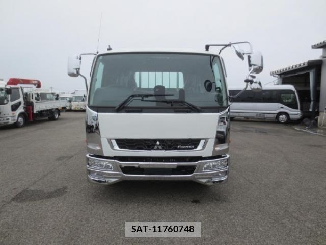 Mitsubishi FIGHTER 2026-04 8229966-5