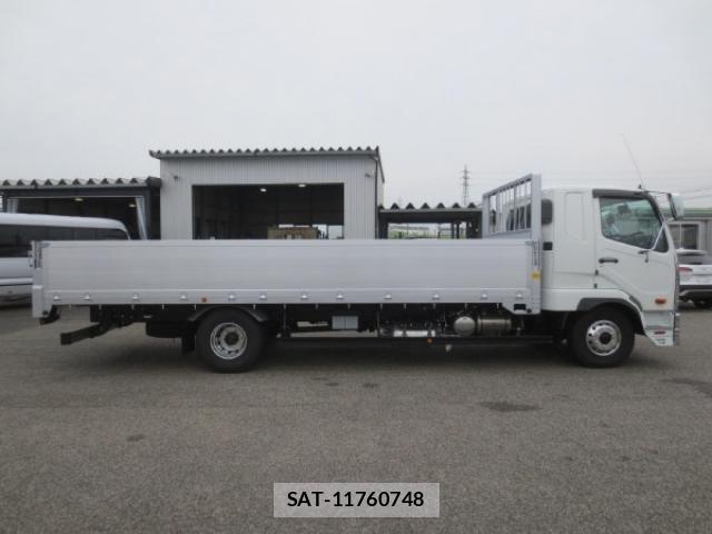 Mitsubishi FIGHTER 2026-04 8229966-7