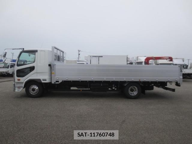 Mitsubishi FIGHTER 2026-04 8229966-8