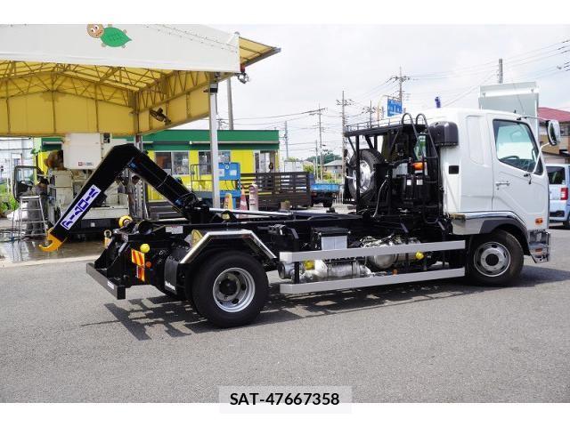 Mitsubishi FIGHTER 2026-04 8229962-21