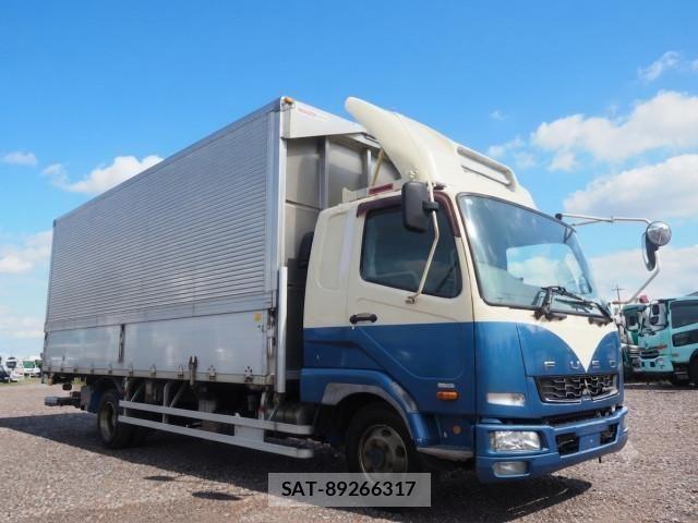 Mitsubishi FIGHTER 2015-12 8229983-6