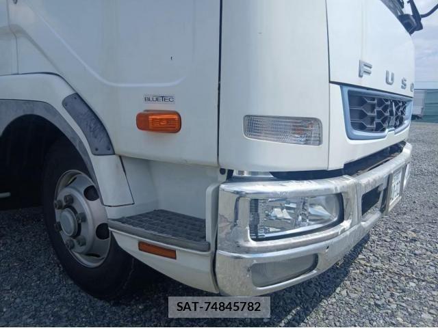 Mitsubishi FIGHTER 2019-07 8229981-9
