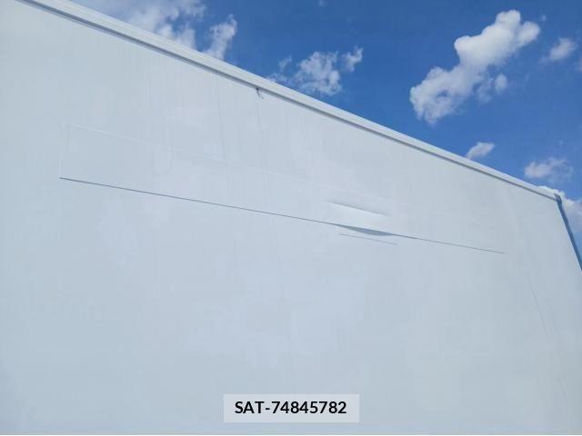 Mitsubishi FIGHTER 2019-07 8229981-19