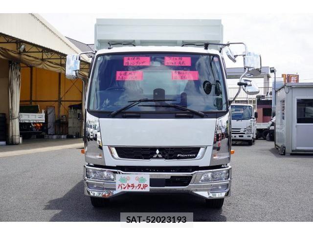 Mitsubishi FIGHTER 2024-08 8229941-1