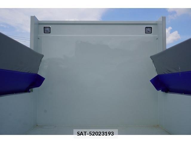 Mitsubishi FIGHTER 2024-08 8229941-19