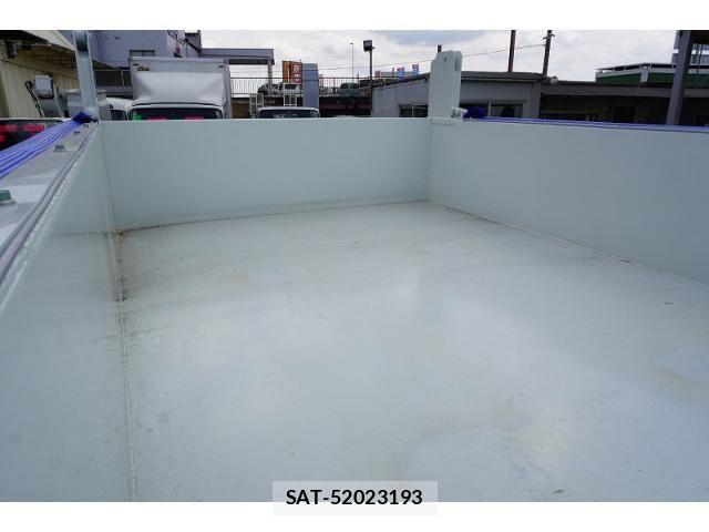 Mitsubishi FIGHTER 2024-08 8229941-23