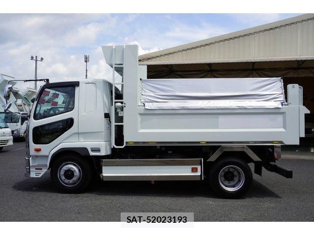 Mitsubishi FIGHTER 2024-08 8229941-2