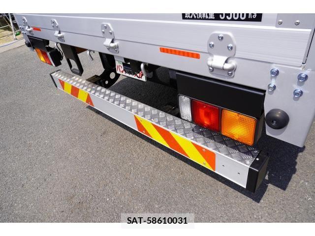 Mitsubishi FIGHTER 2026-04 8229965-20