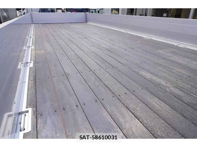 Mitsubishi FIGHTER 2026-04 8229965-22
