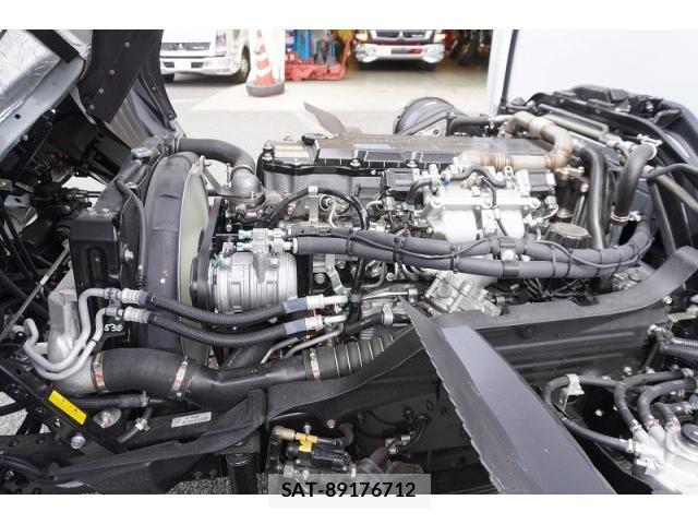 Mitsubishi FIGHTER 2025-11 8229960-14