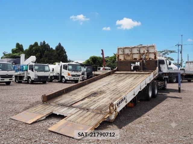 Mitsubishi FIGHTER 2001-07 8229976-4