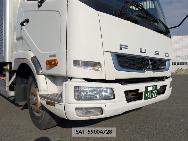 Mitsubishi FIGHTER 2018-04 8229986-13