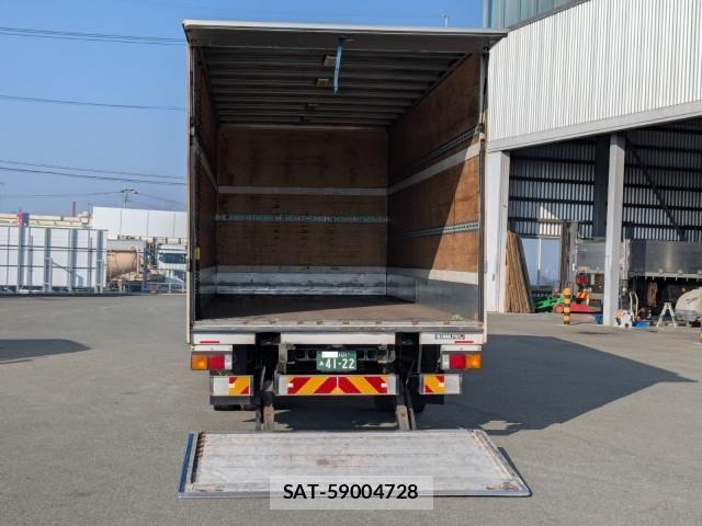 Mitsubishi FIGHTER 2018-04 8229986-8