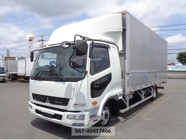 Mitsubishi FIGHTER 2025-10 8229963-1