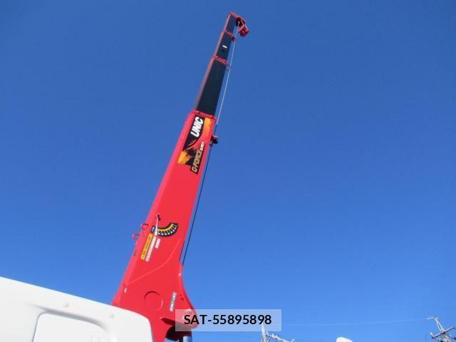 Mitsubishi FIGHTER 2026-03 8245188-9