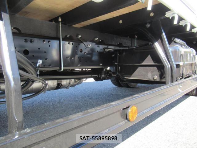 Mitsubishi FIGHTER 2026-03 8245188-15