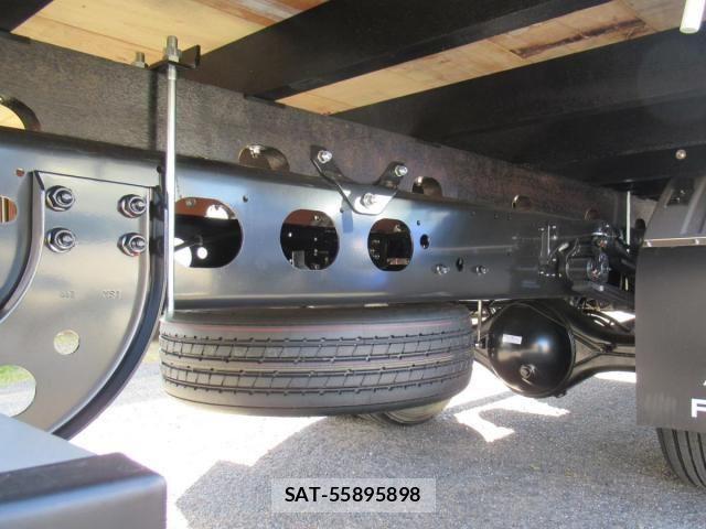 Mitsubishi FIGHTER 2026-03 8245188-16