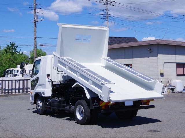 Mitsubishi FIGHTER 2026-02 8311113-2