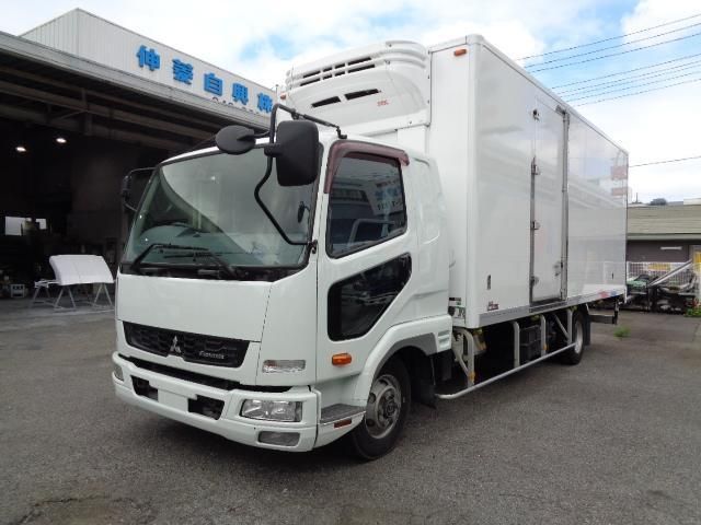 Mitsubishi FIGHTER 2015-10 8331898-0