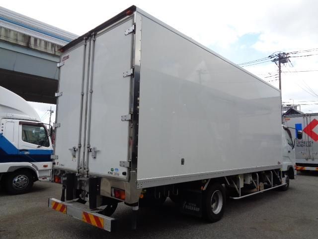 Mitsubishi FIGHTER 2015-10 8331898-4