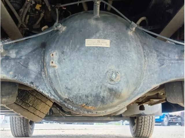 Mitsubishi FIGHTER 2021-08 8331883-18