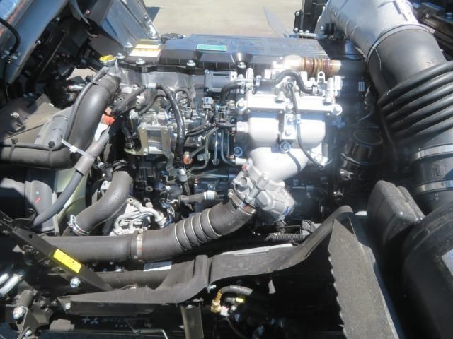 Mitsubishi FIGHTER 2026-05 8331885-10