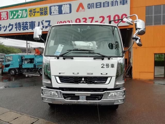Mitsubishi FIGHTER 2016-05 8331882-1